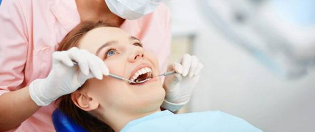 Benefits of Consulting a Dentist